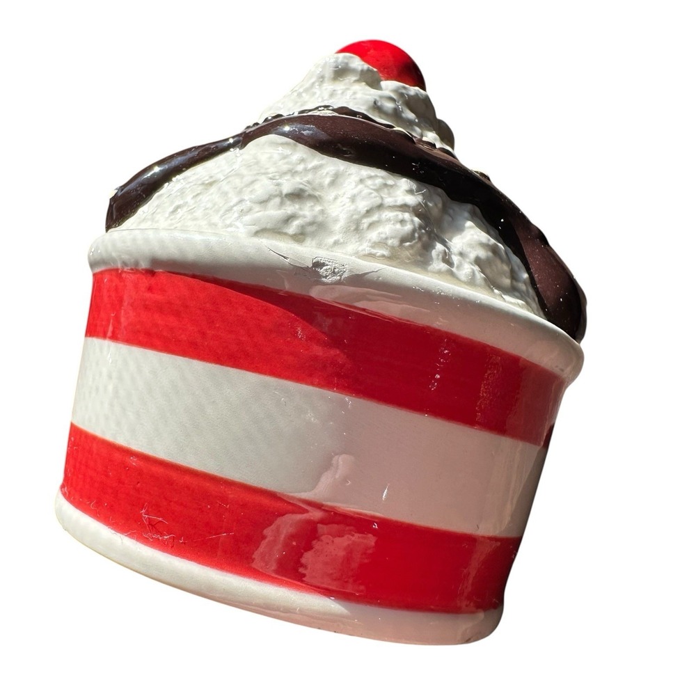Vintage Cupcake & Ice Cream Sundae Ceramic Coin Bank Lot Set Whimsical Cottage - Picture 4 of 5